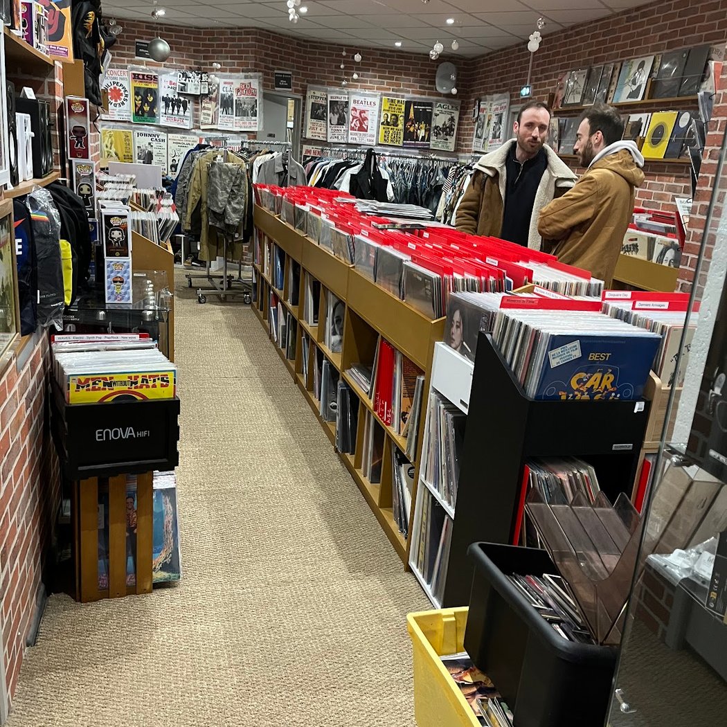 Records Dealer 3